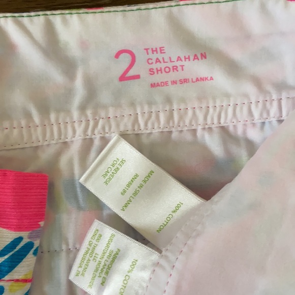 Lilly Pulitzer The Callahan Short in size 2. Pattern is Palm Reader. - Picture 3 of 3